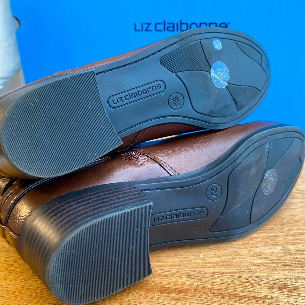 LIZ CLAIBORNE LC GOLD-BUCKLED “TORY” HEELED RIDING BOOTS - Picture 12 of 15
